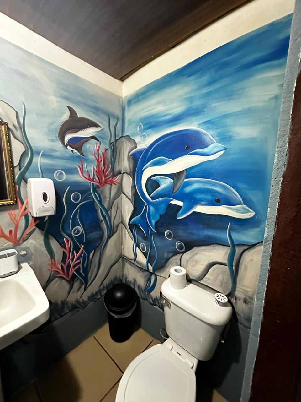 Hostel Rustico Marabi Tarcoles Bagian luar foto