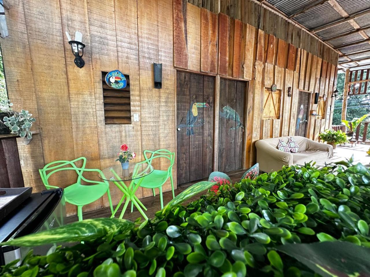 Hostel Rustico Marabi Tarcoles Bagian luar foto