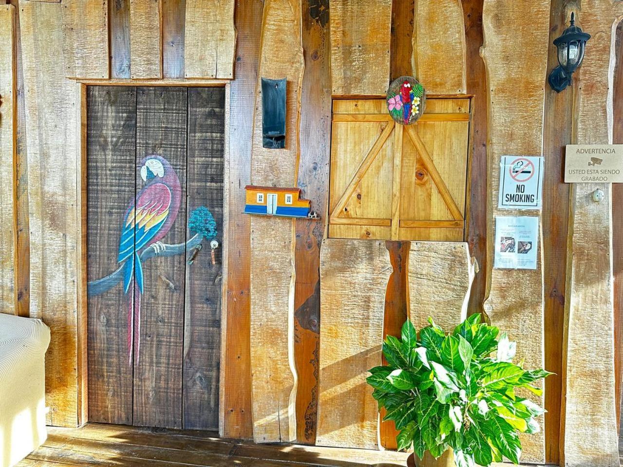 Hostel Rustico Marabi Tarcoles Bagian luar foto